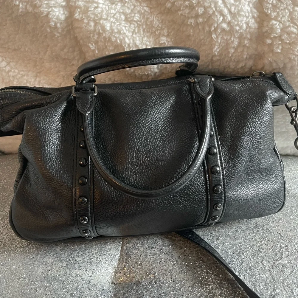 Coach - Picture 3 of 4